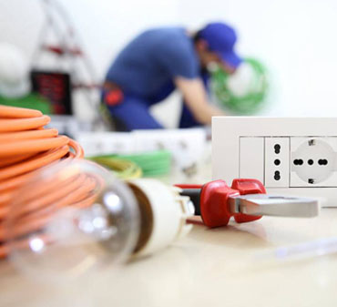 Get The Fastest Electrical Service By Our Professional Electrical Contractors